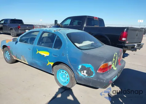 1996 Nissan Maxima Gle/Gxe/Se z USA, uszkodzony, nr VIN JN1CA21D6TT156394